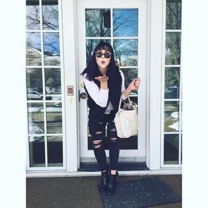 Meet your Posher, Kara